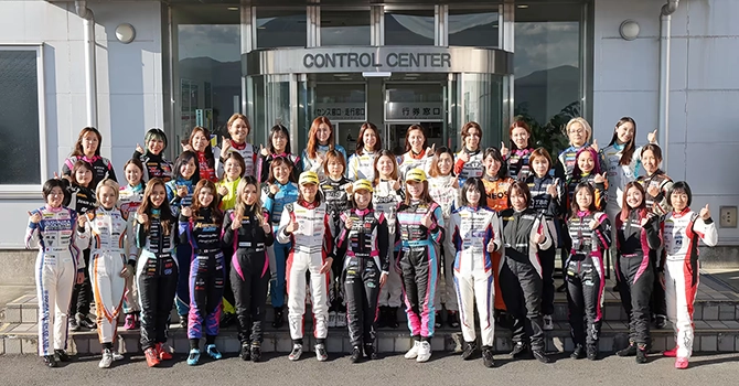 競争女子のバックグラウンド